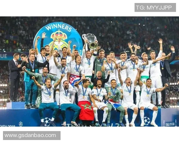 你知道多少足球明星他们的成就和传奇故事让你惊叹不已