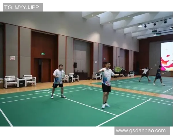 杭州羽毛球队耐力训练新模式引发热议助力竞技水平提升