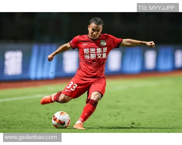 汤腾达足球：探索中国足球新未来的崛起之路与发展潜力